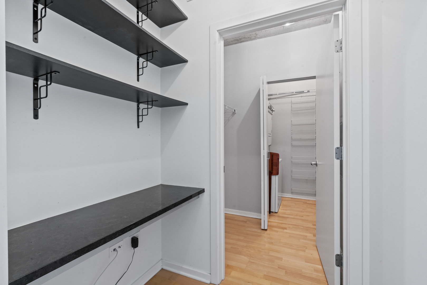659 W Randolph Street Unit: 1407