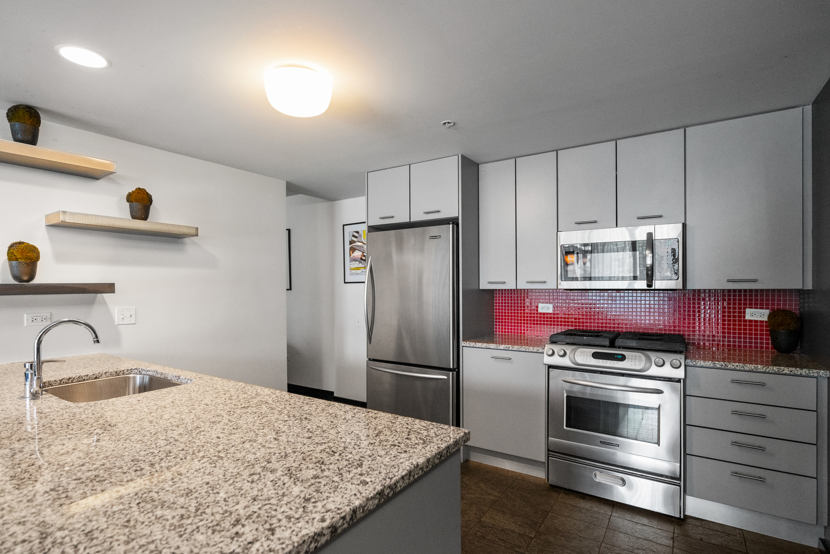 659 W Randolph Street Unit: 1407