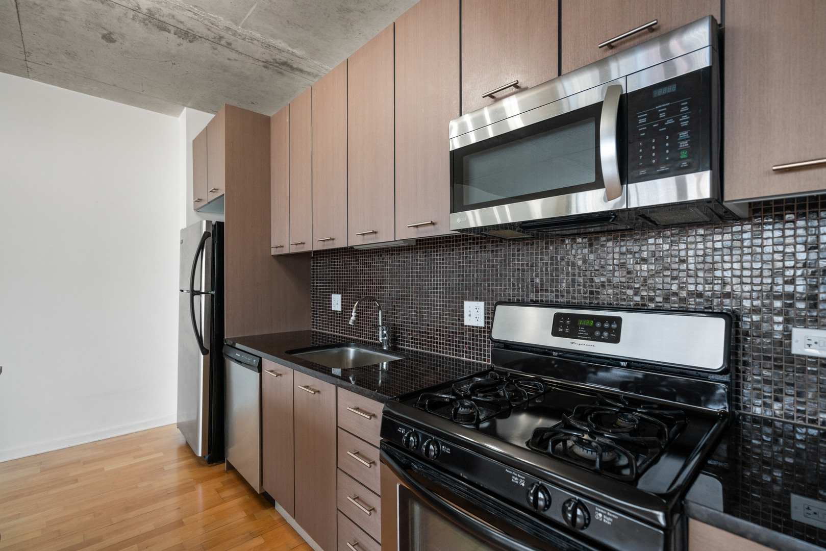 659 W Randolph Street Unit: 1407