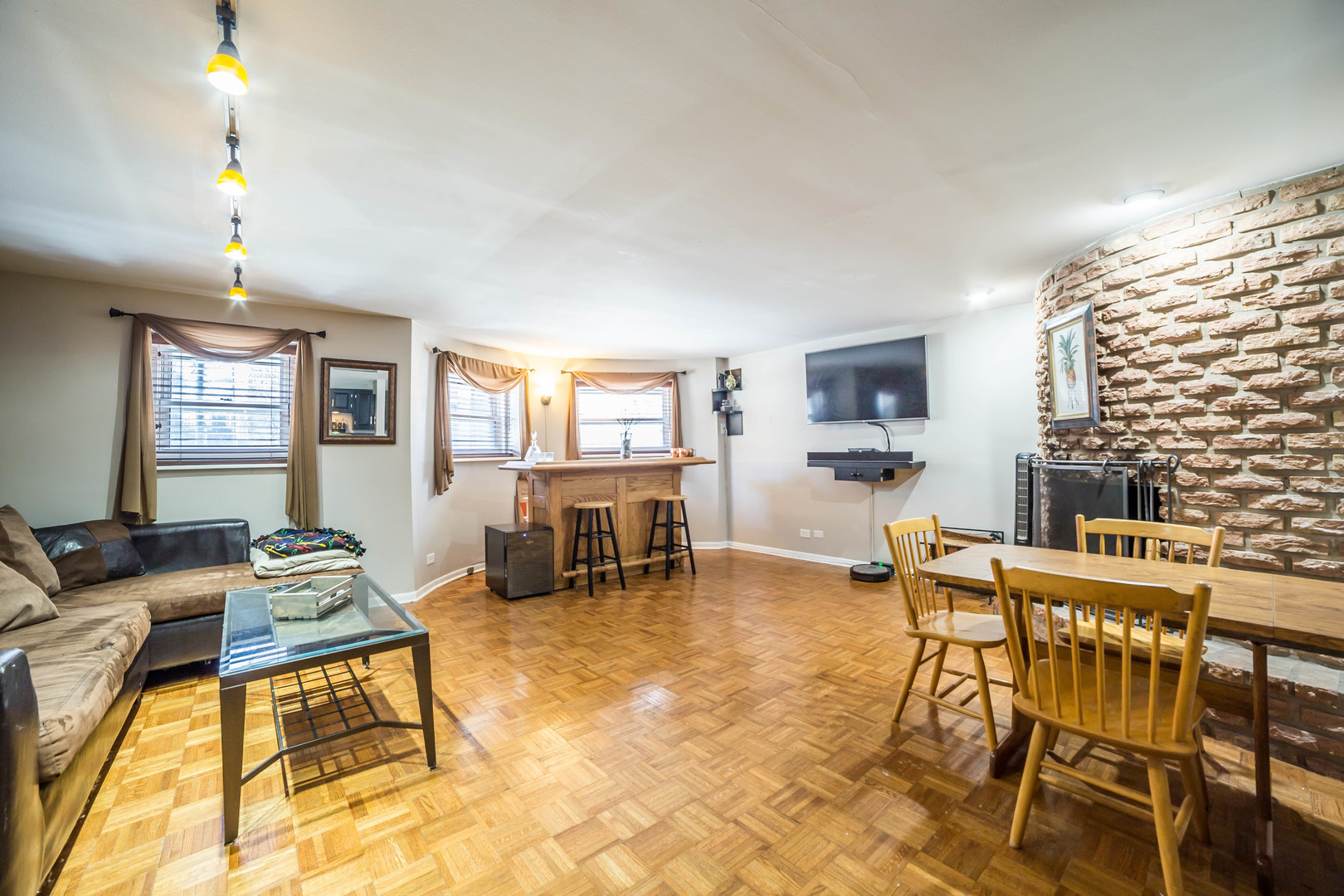 2912 N Halsted Street Unit: G