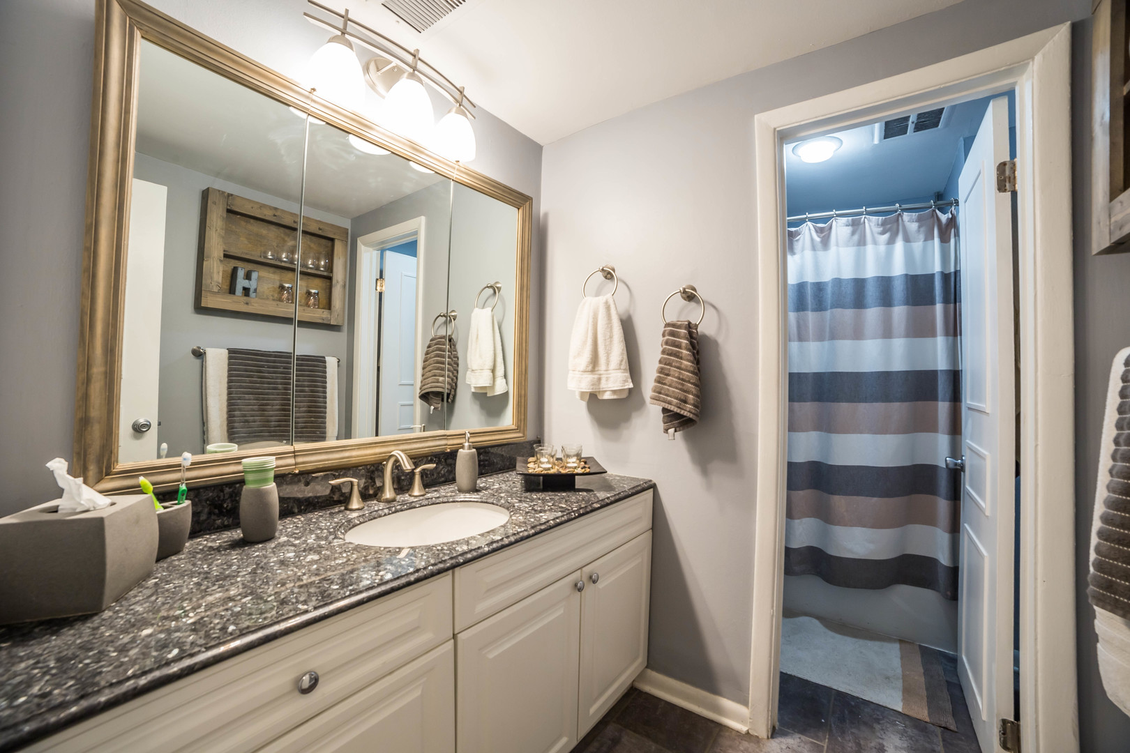 2912 N Halsted Street Unit: G