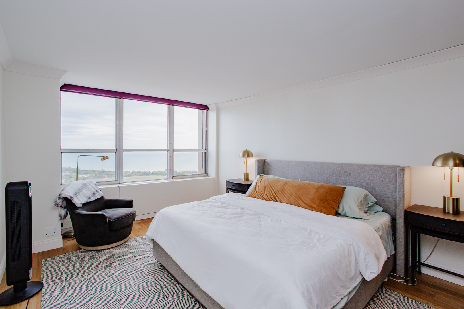 655 W IRVING PARK Road Unit: 5104