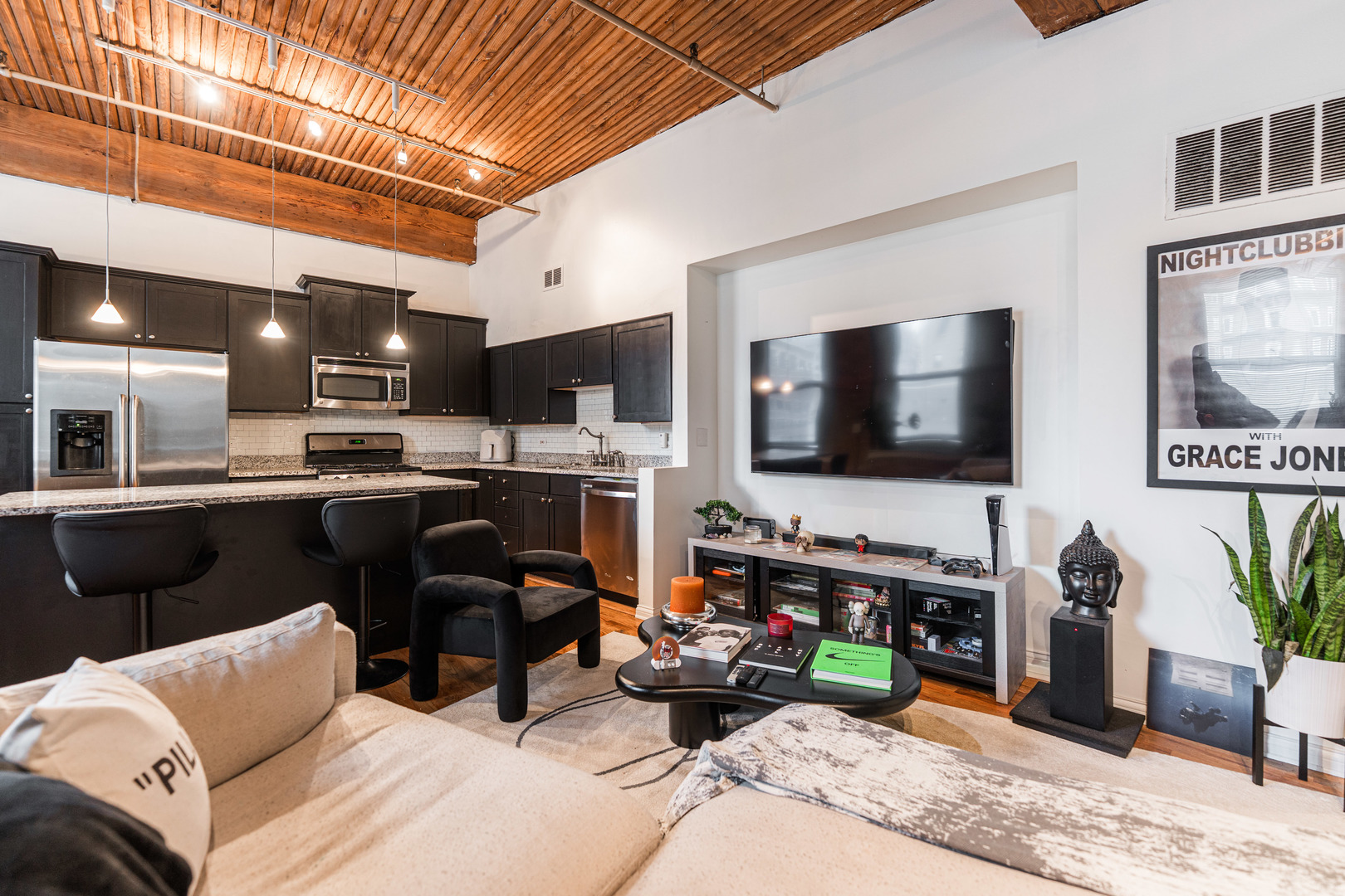 900 S Wabash Avenue Unit: 505