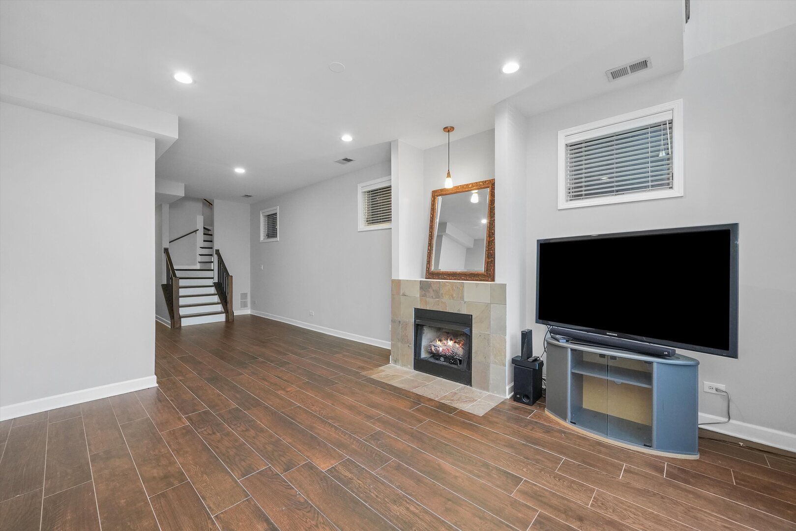 2515 W Harrison Street Unit: 1