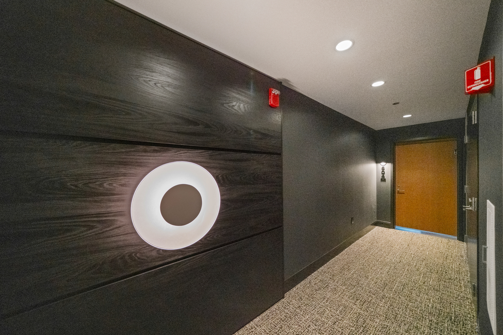 366 W Superior Street Unit: 604