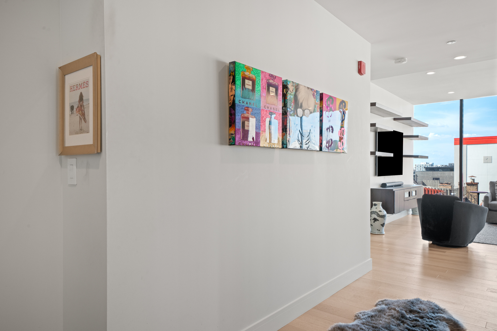 366 W Superior Street Unit: 604