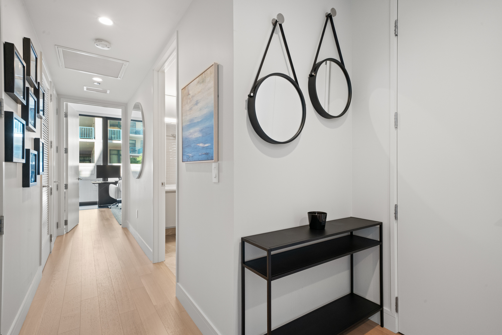 366 W Superior Street Unit: 604