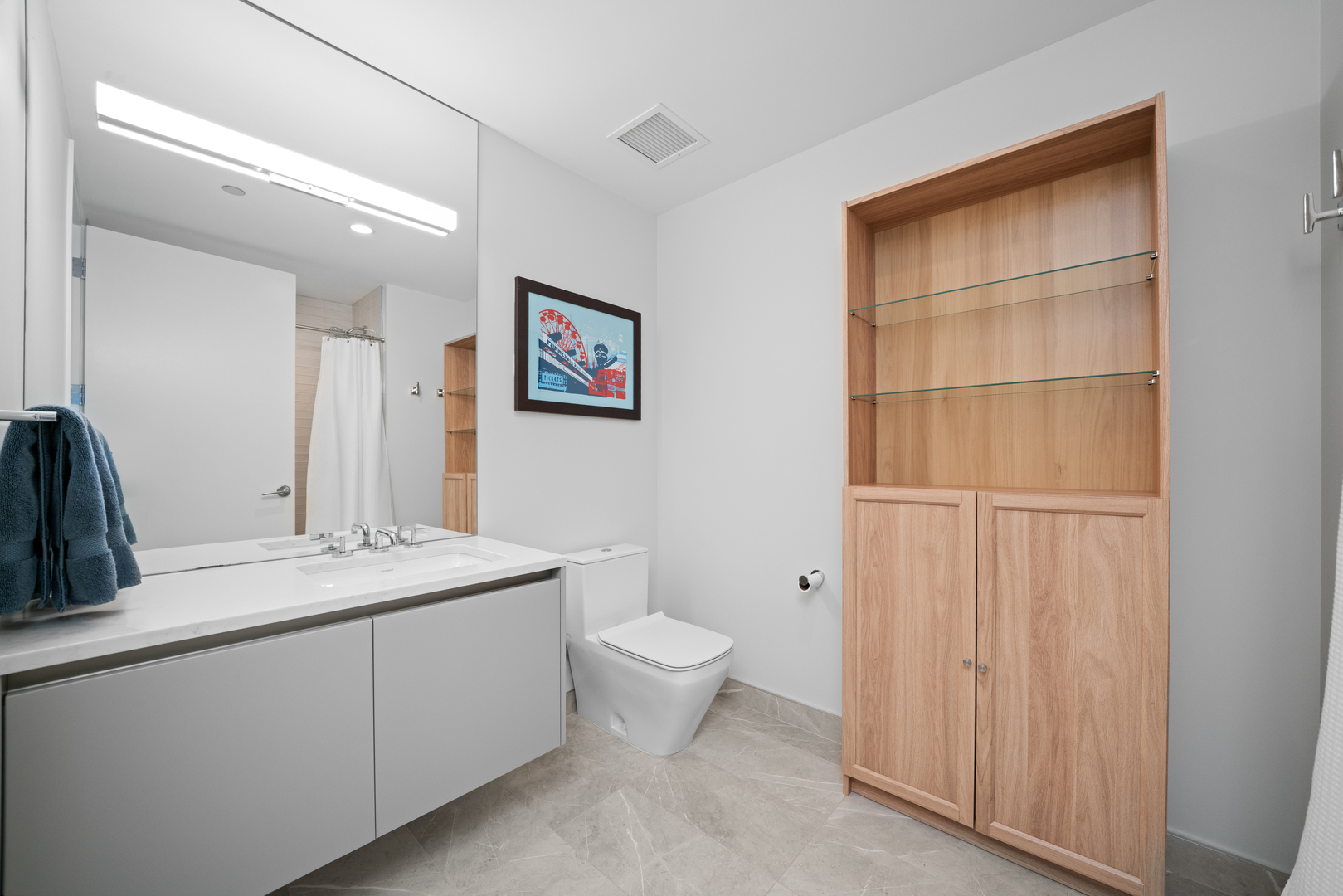 366 W Superior Street Unit: 604