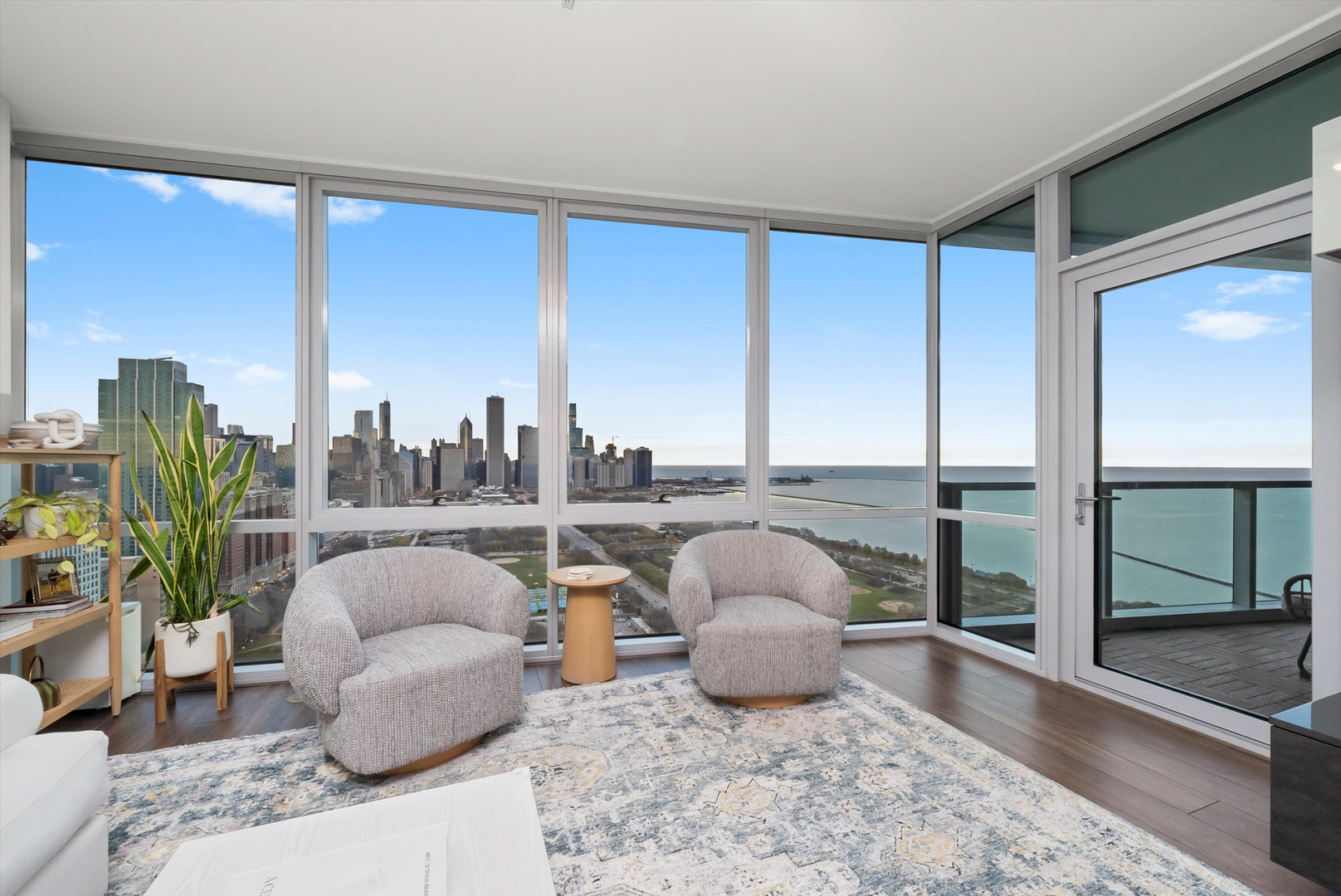 1201 S Prairie Avenue Unit: 3602