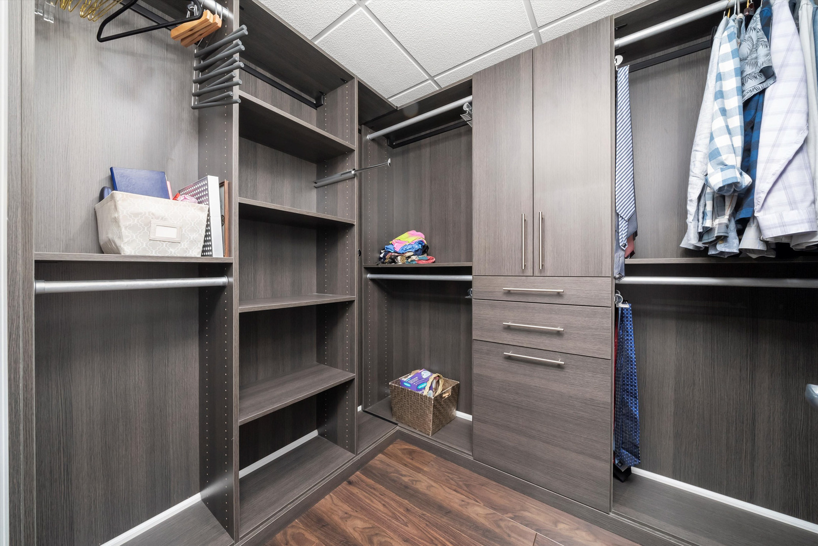 1201 S Prairie Avenue Unit: 3602