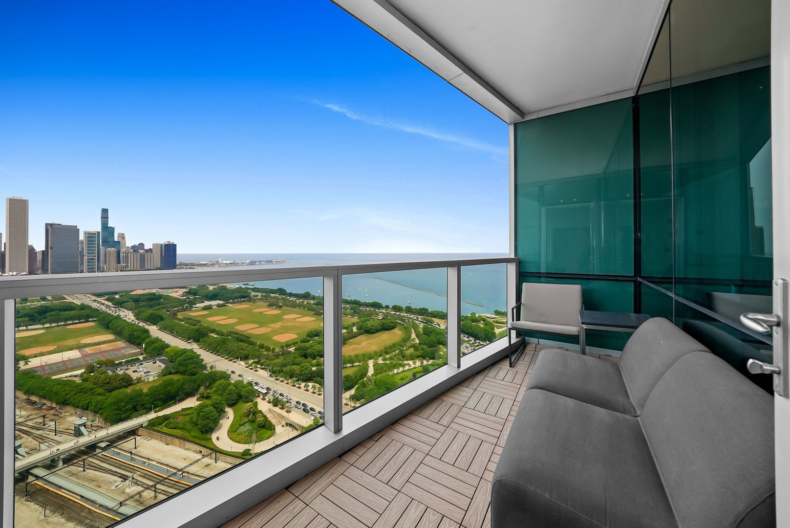 1201 S Prairie Avenue Unit: 3602