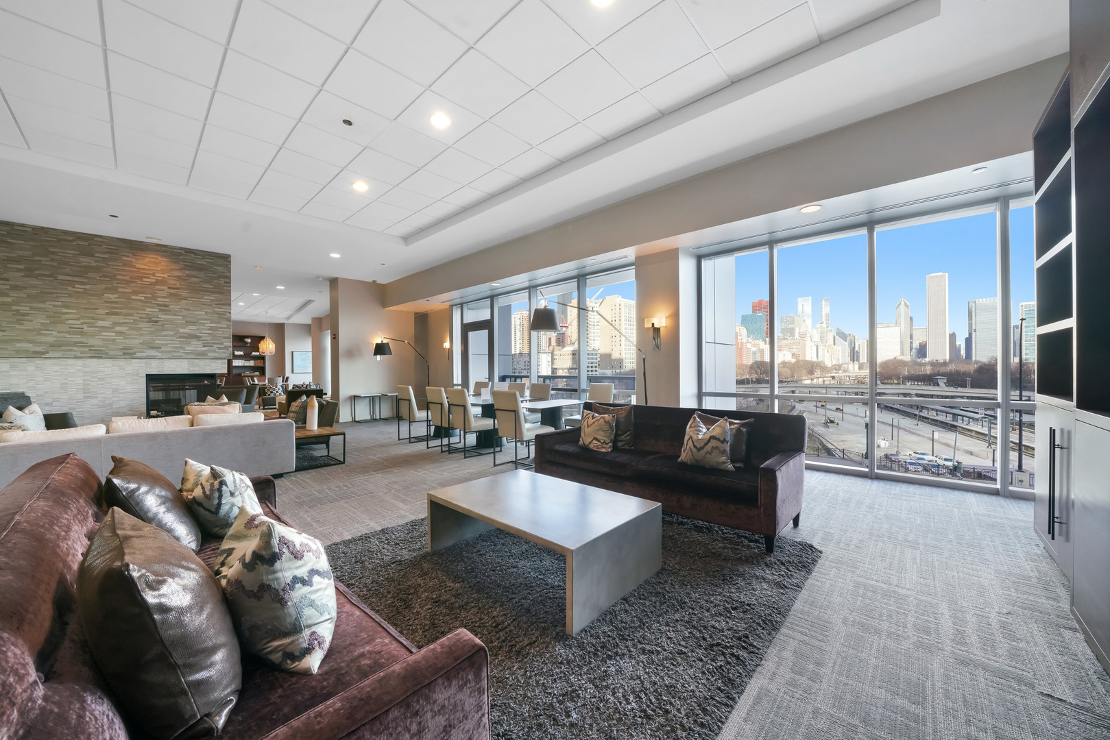 1201 S Prairie Avenue Unit: 3602