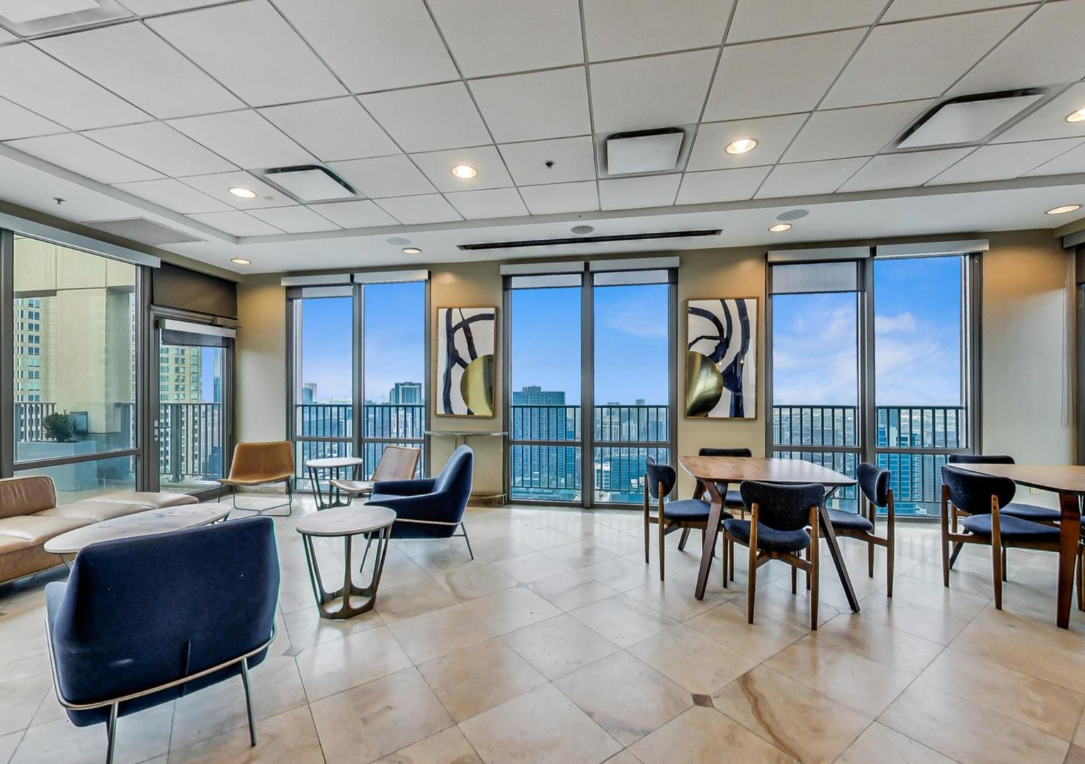 2 E Erie Street Unit: 2806