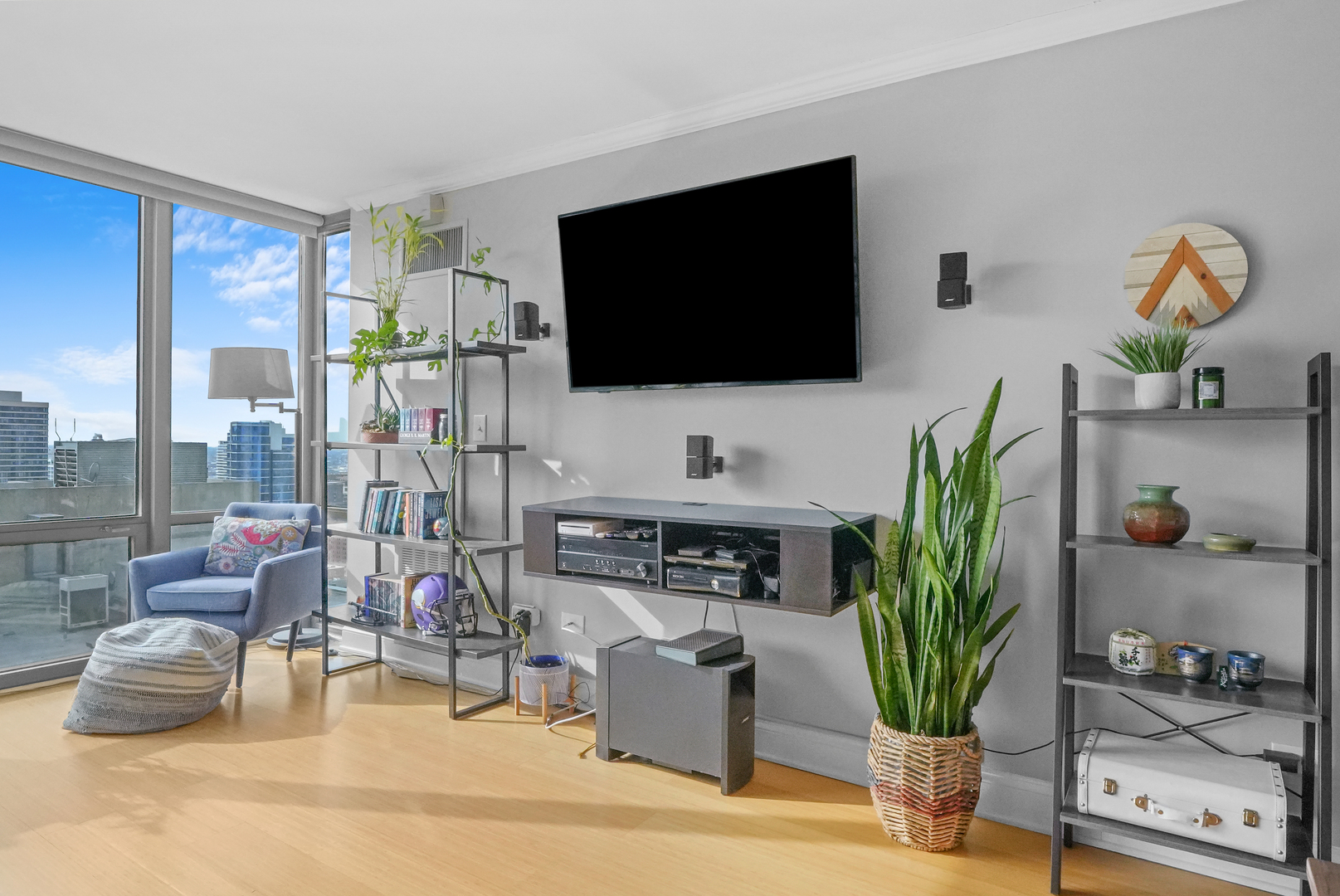 2 E Erie Street Unit: 2806