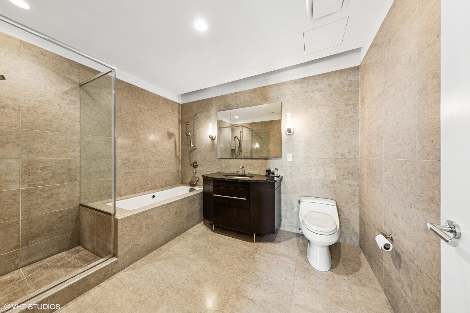 401 N Wabash Avenue Unit: 52B