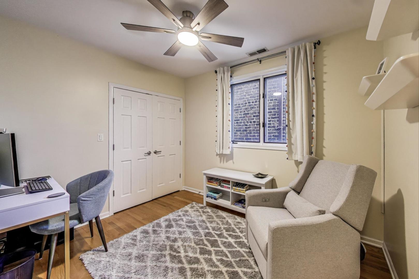 1012 N Wood Street Unit: 2