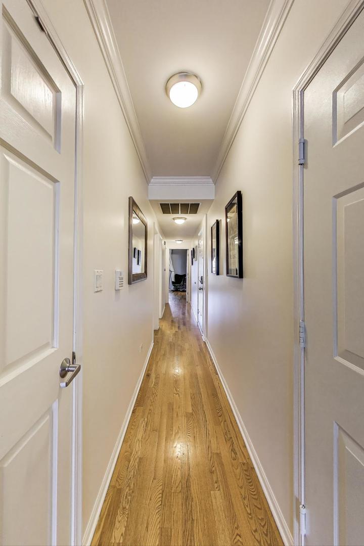 1012 N Wood Street Unit: 2