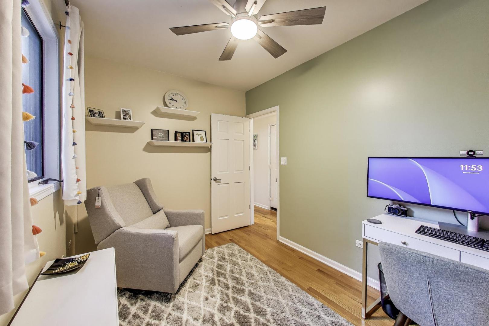 1012 N Wood Street Unit: 2