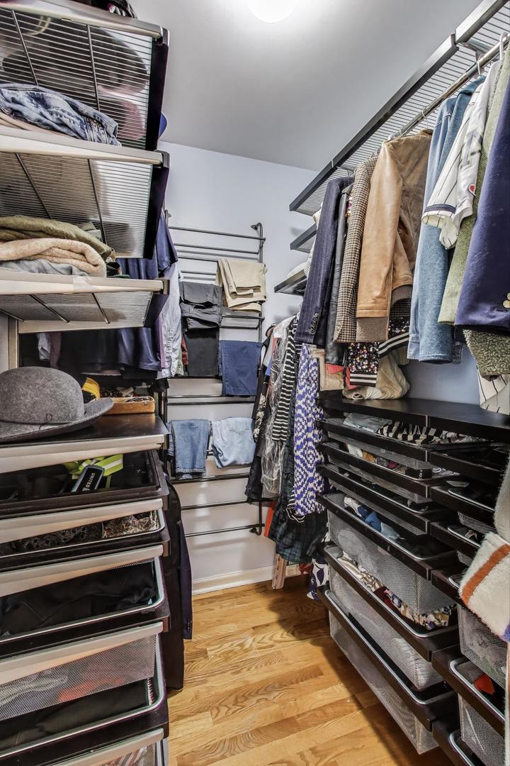 1012 N Wood Street Unit: 2