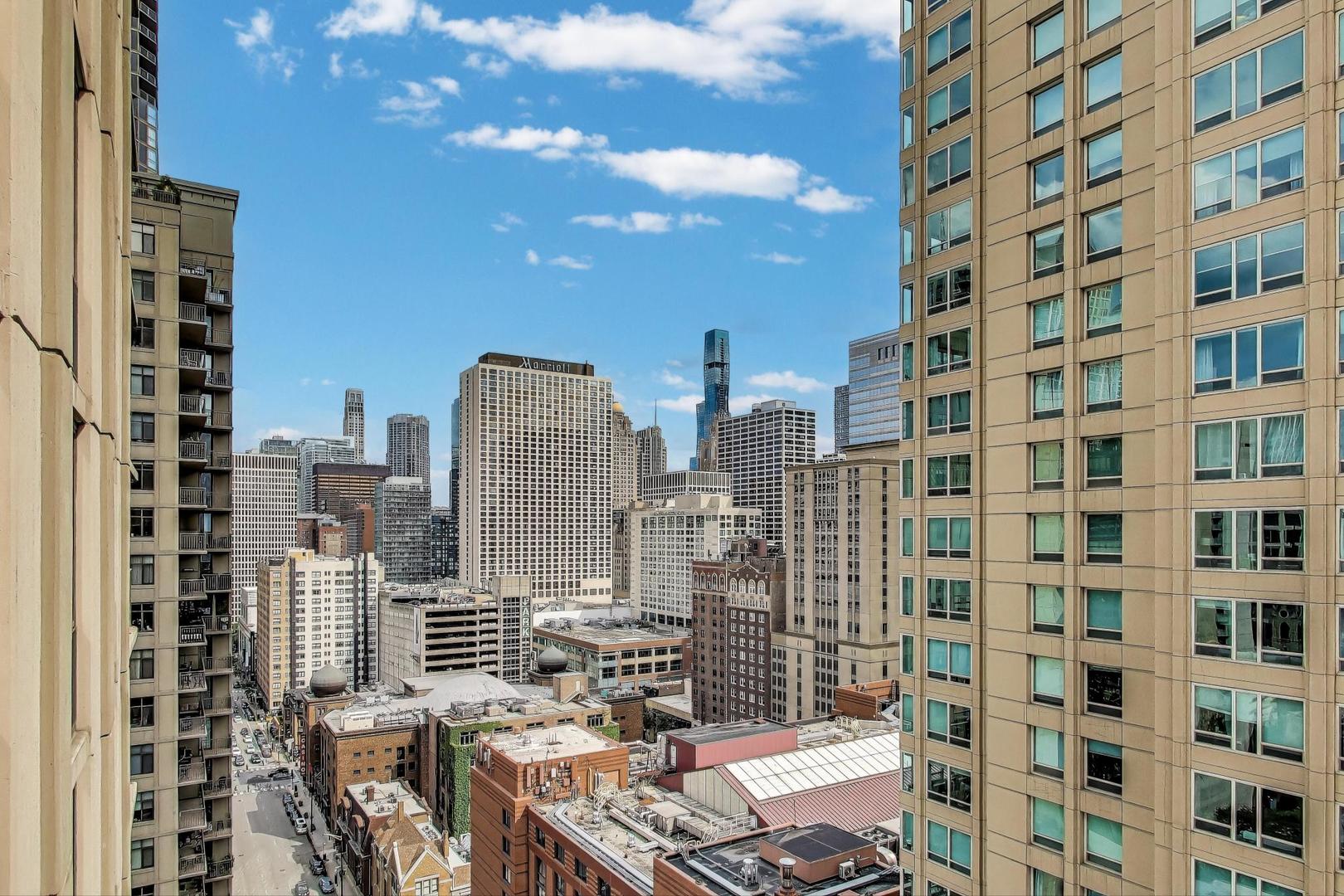 635 N Dearborn Street Unit: 2104