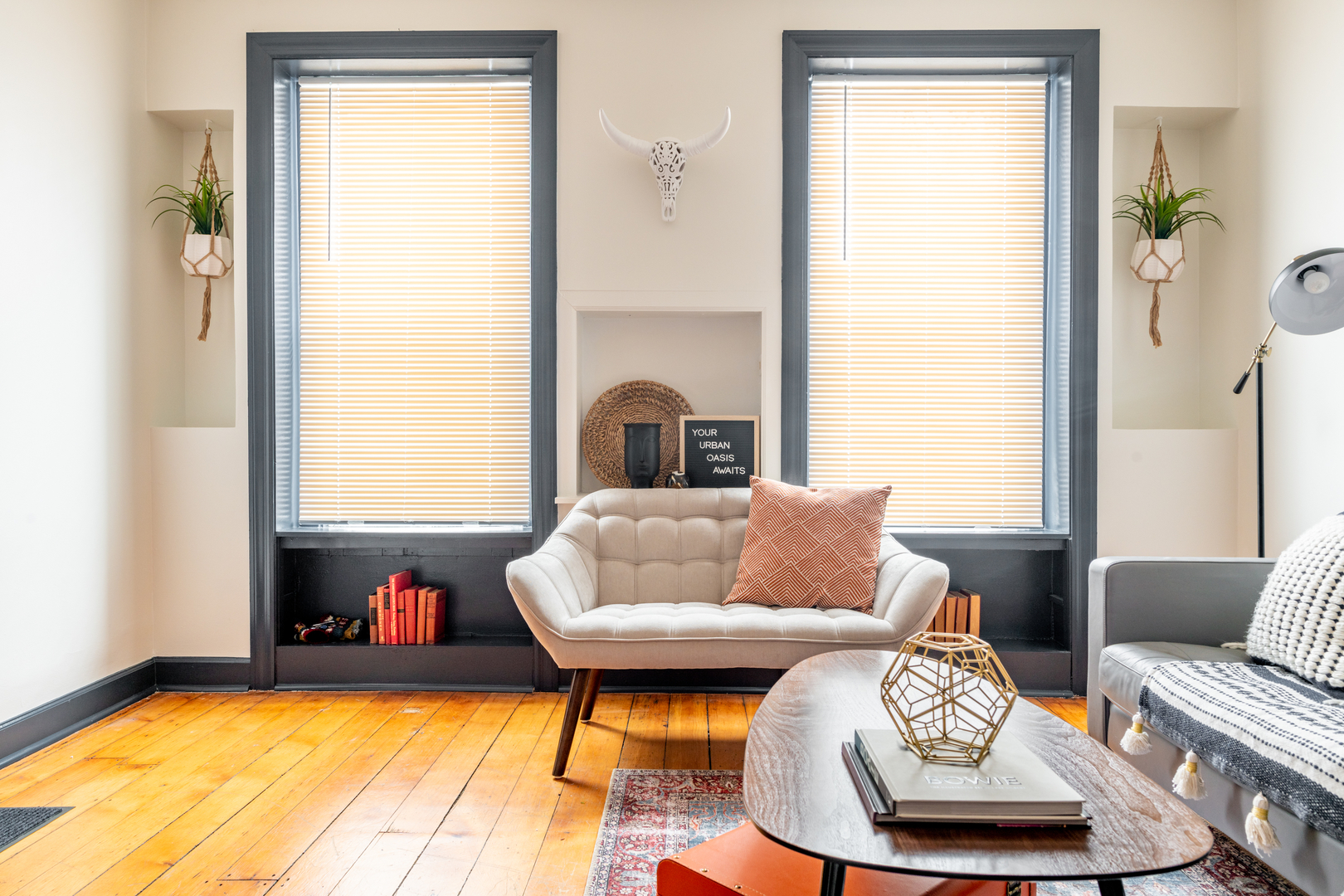 1437 N WICKER PARK Avenue