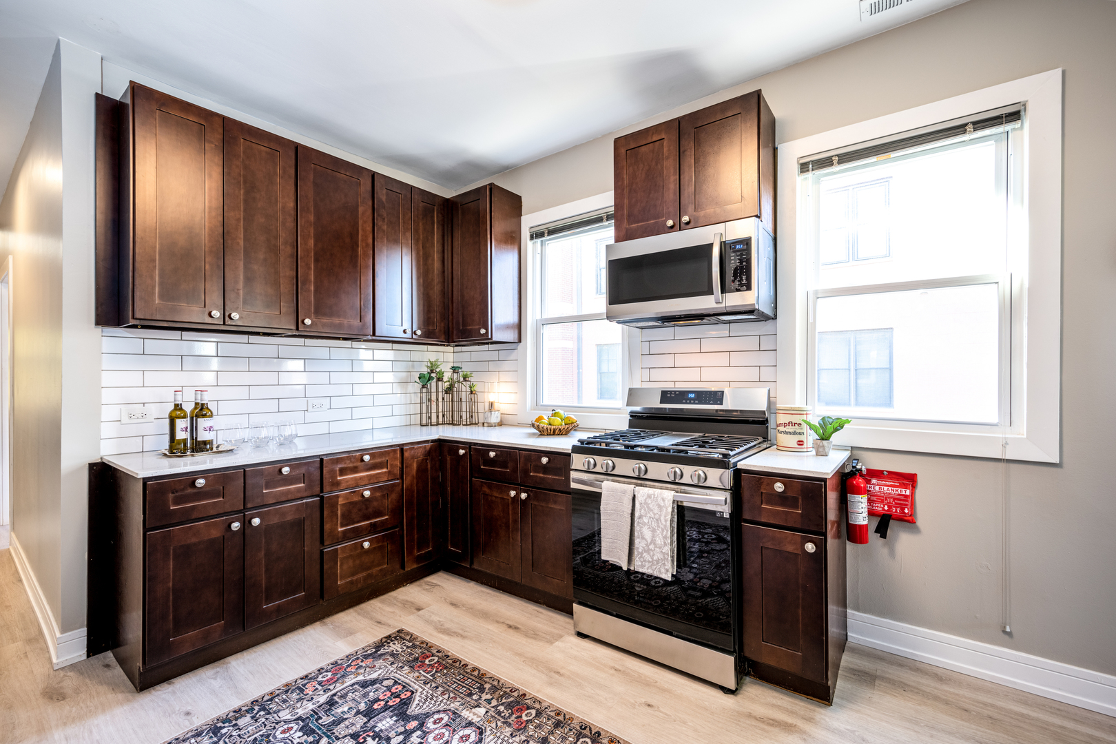 1437 N WICKER PARK Avenue