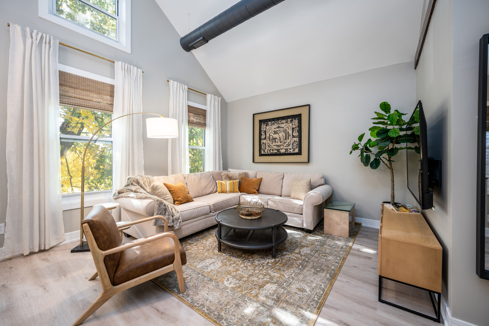 1437 N WICKER PARK Avenue