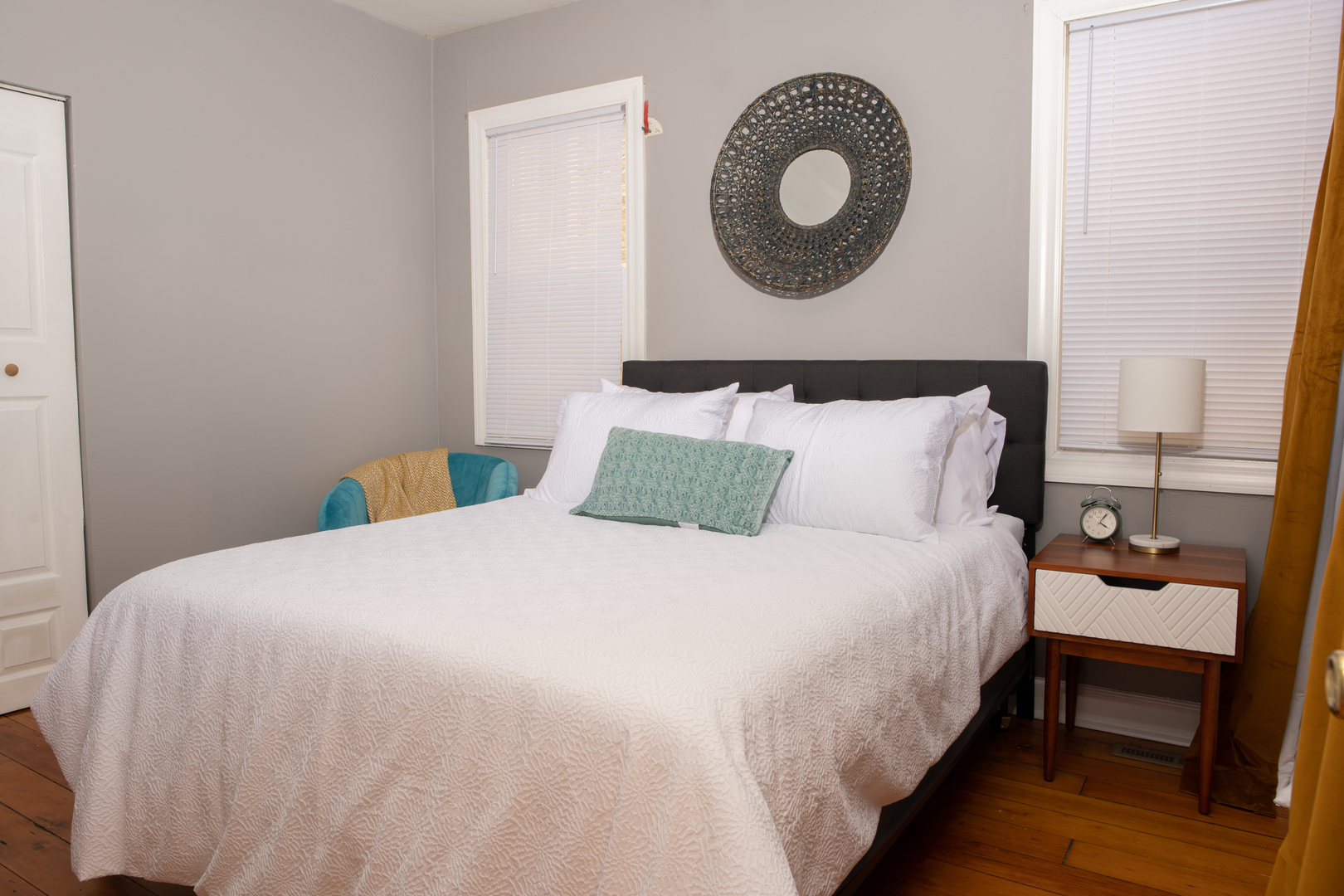 1437 N WICKER PARK Avenue