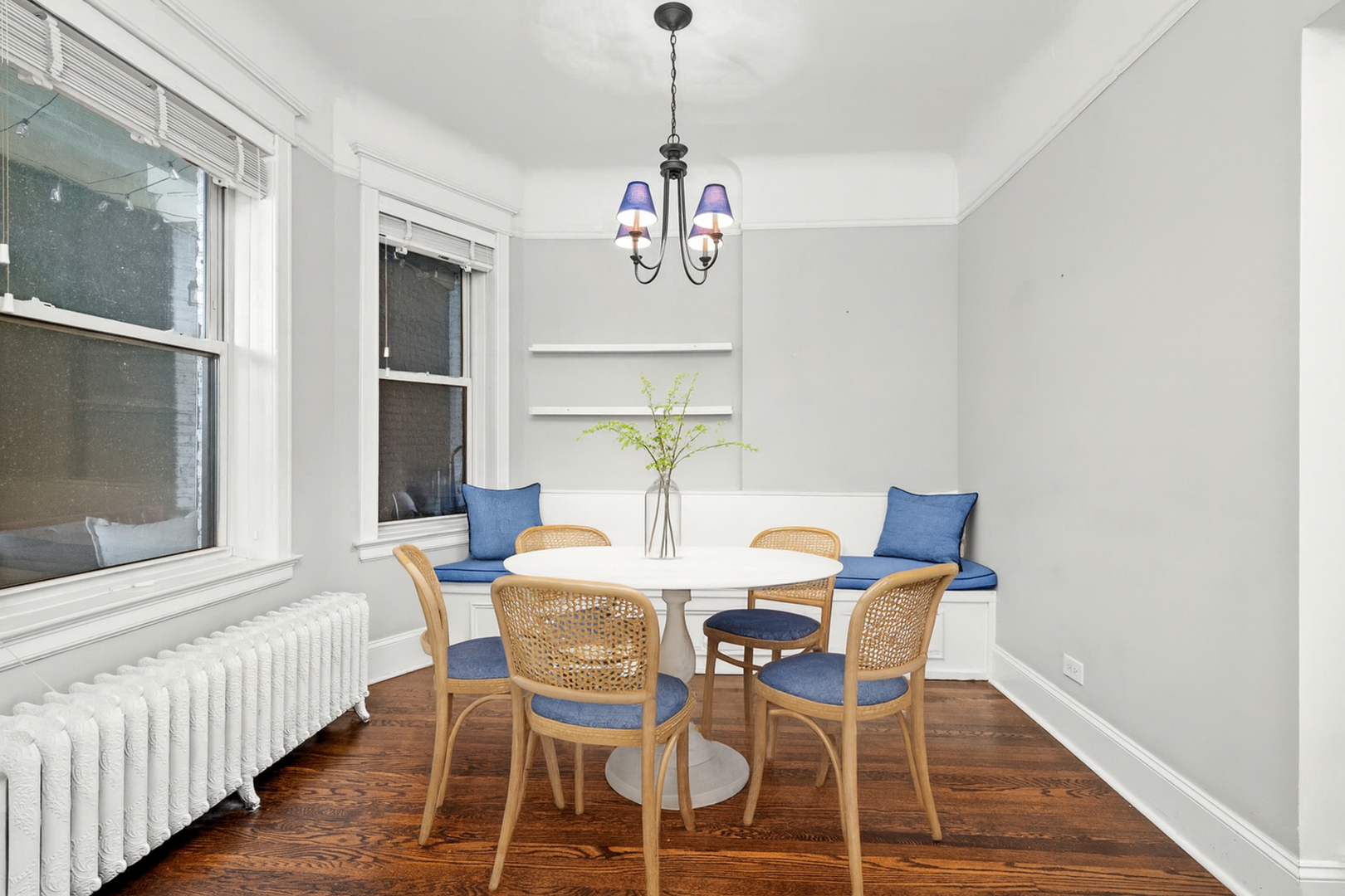 823 W Diversey Parkway Unit: 2