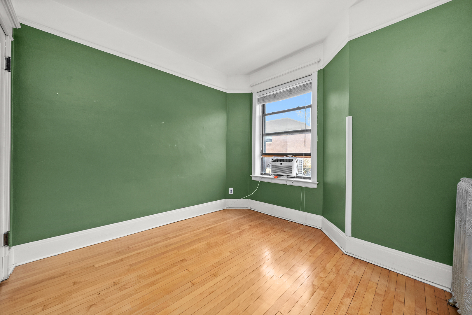 823 W Diversey Parkway Unit: 2