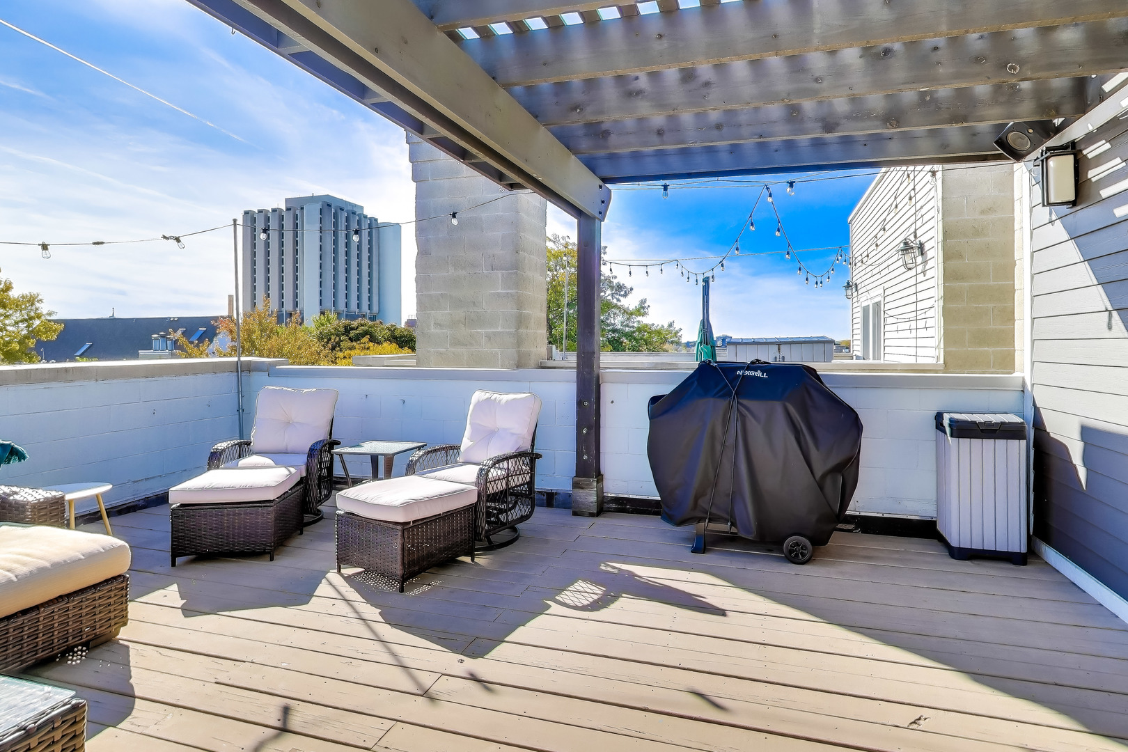 2134 W Crystal Street Unit: 3