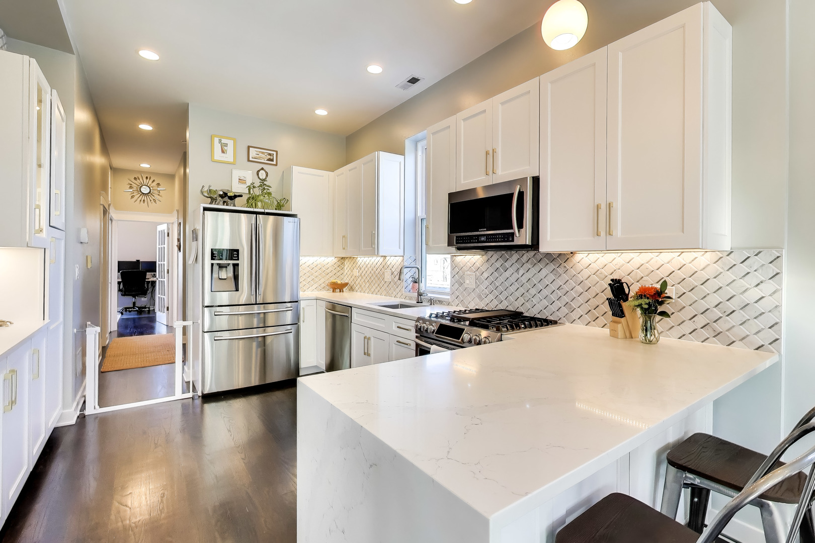 2134 W Crystal Street Unit: 3