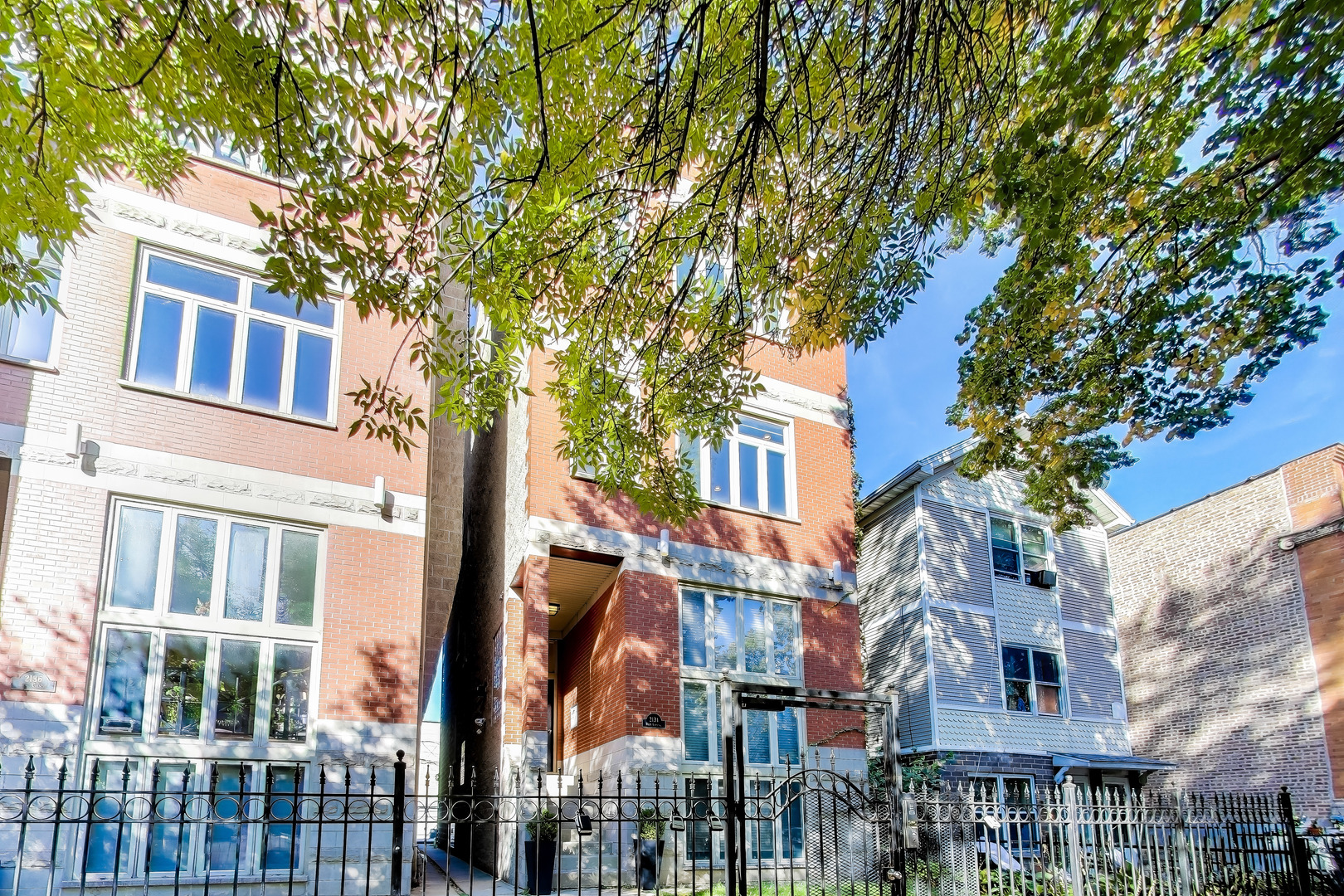 2134 W Crystal Street Unit: 3