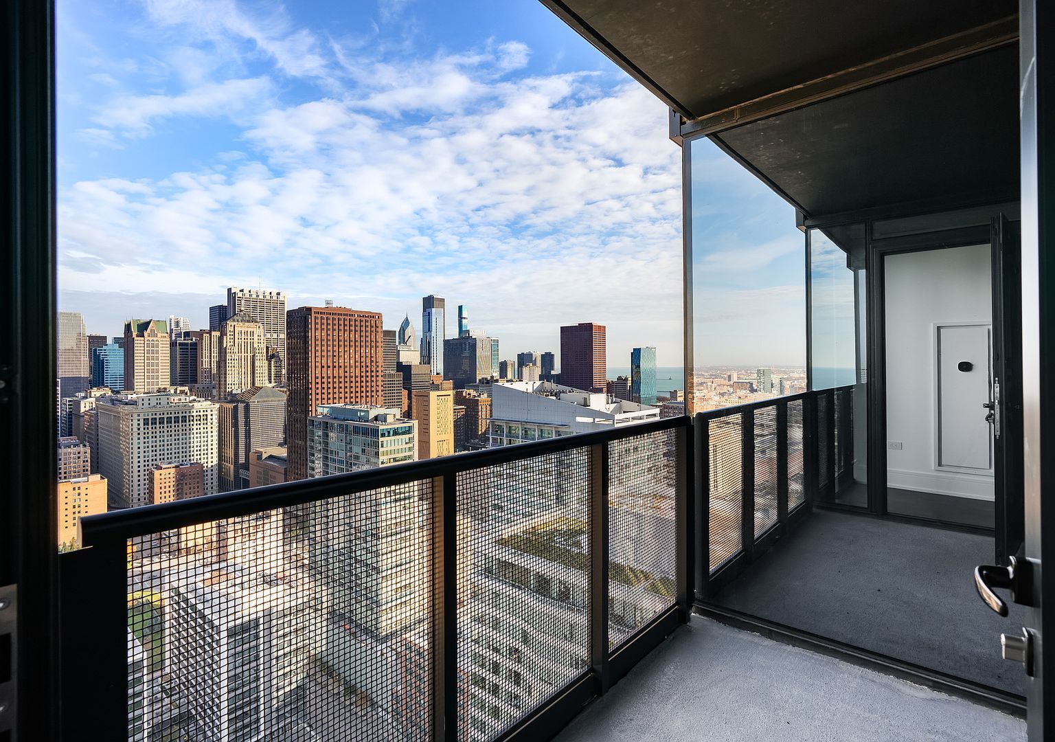 234 W Polk Street Unit: 3806