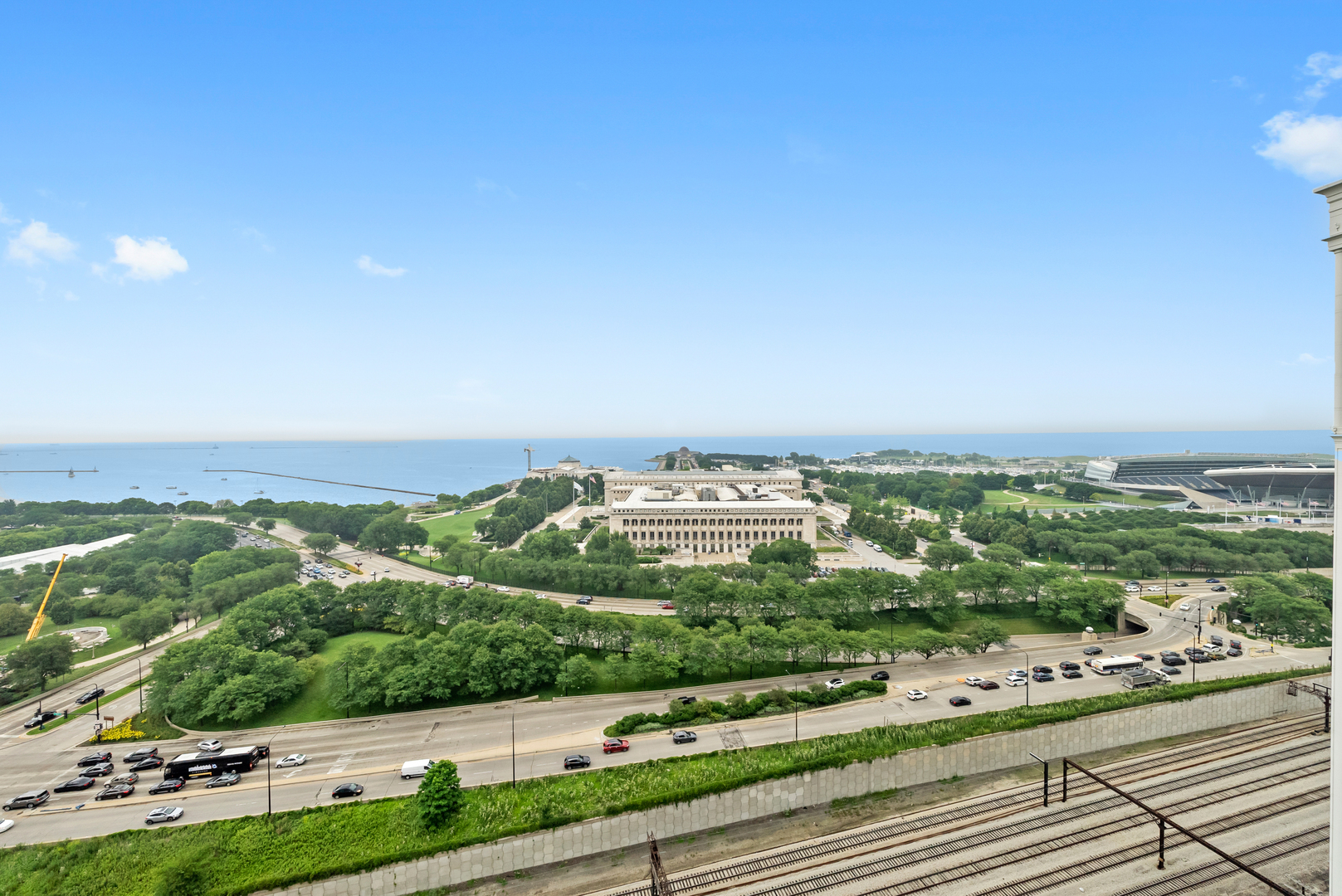 1235 S PRAIRIE Avenue Unit: 2101