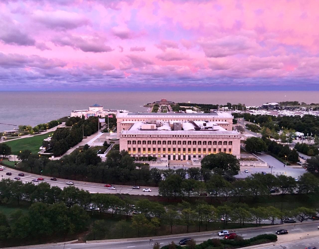 1235 S PRAIRIE Avenue Unit: 2101