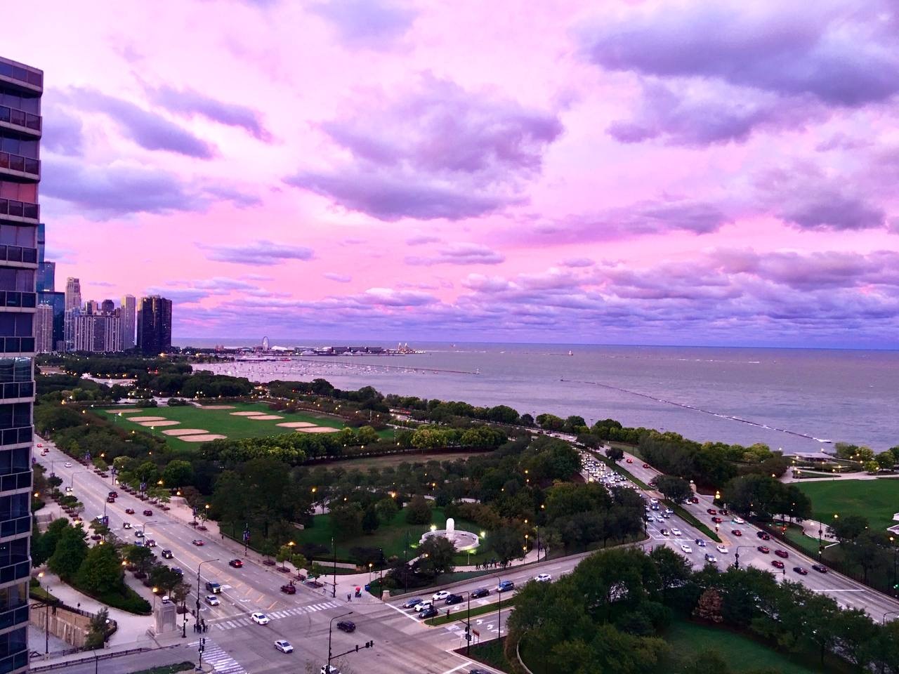 1235 S PRAIRIE Avenue Unit: 2101