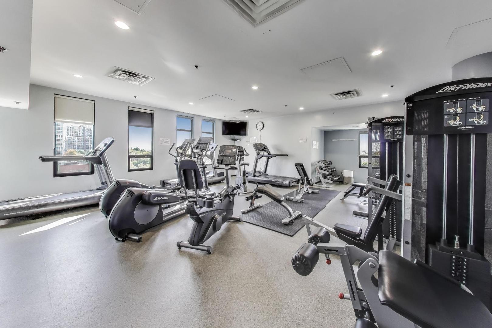 1255 S STATE Street Unit: 1017