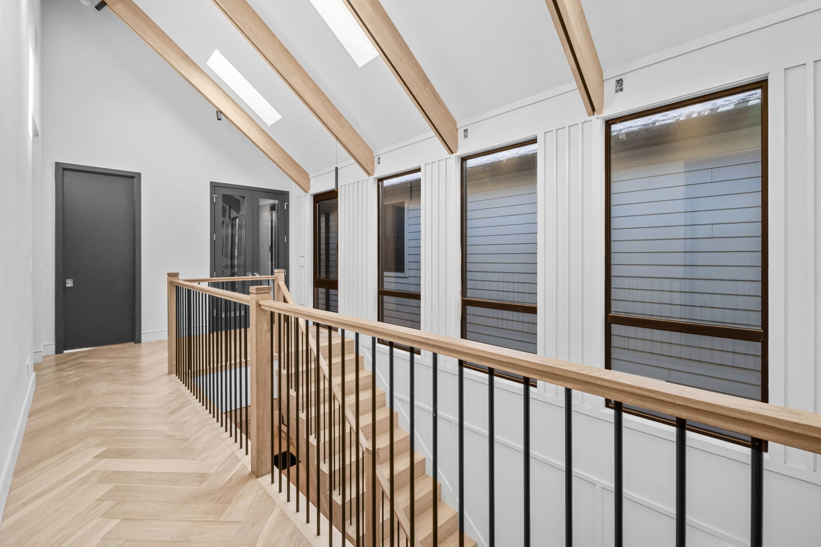 3754 N Claremont Avenue