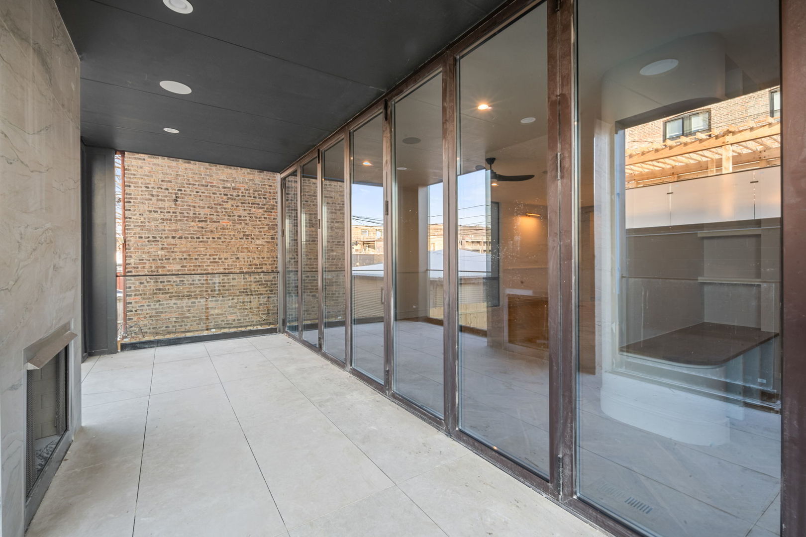 3754 N Claremont Avenue