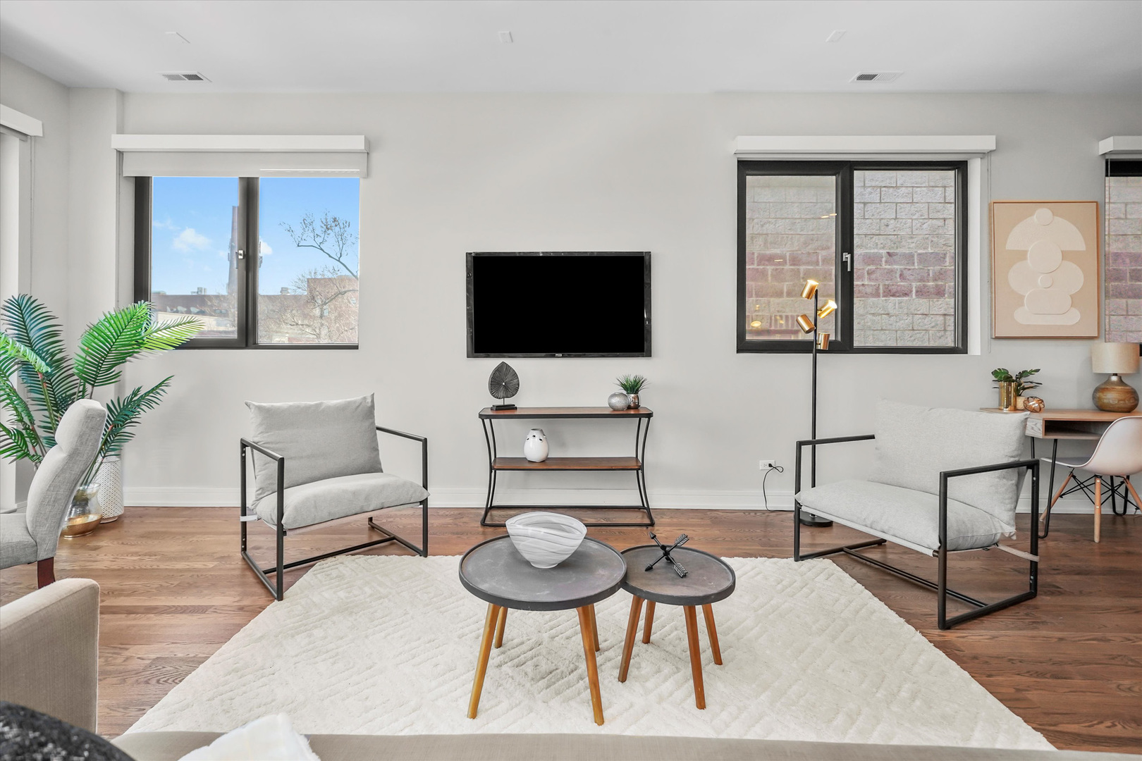 1020 N Marshfield Avenue Unit: 3