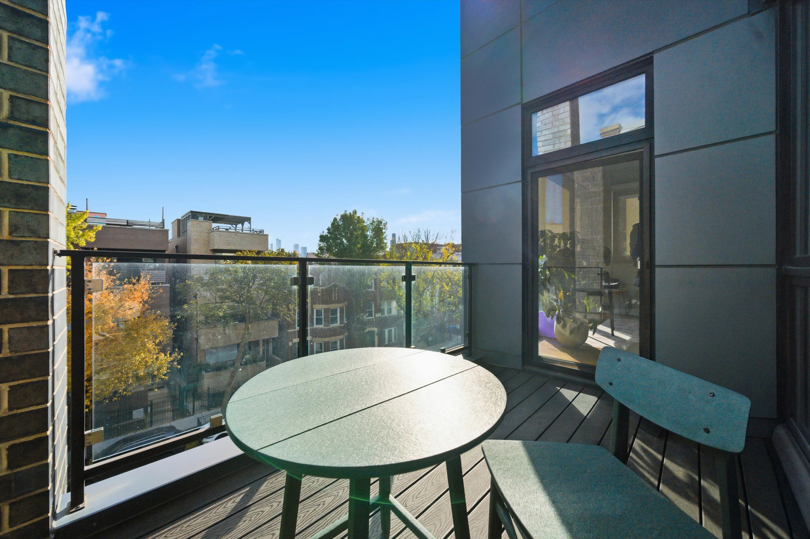 1020 N Marshfield Avenue Unit: 3