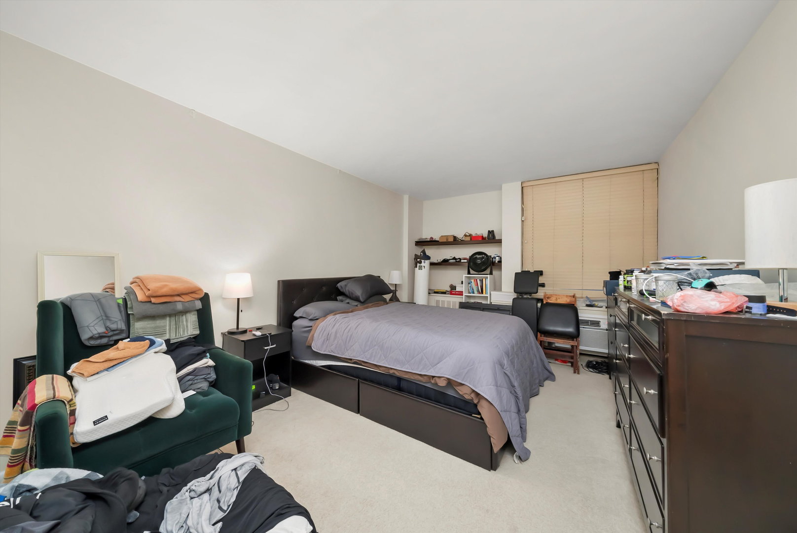 1460 N SANDBURG Terrace Unit: 705