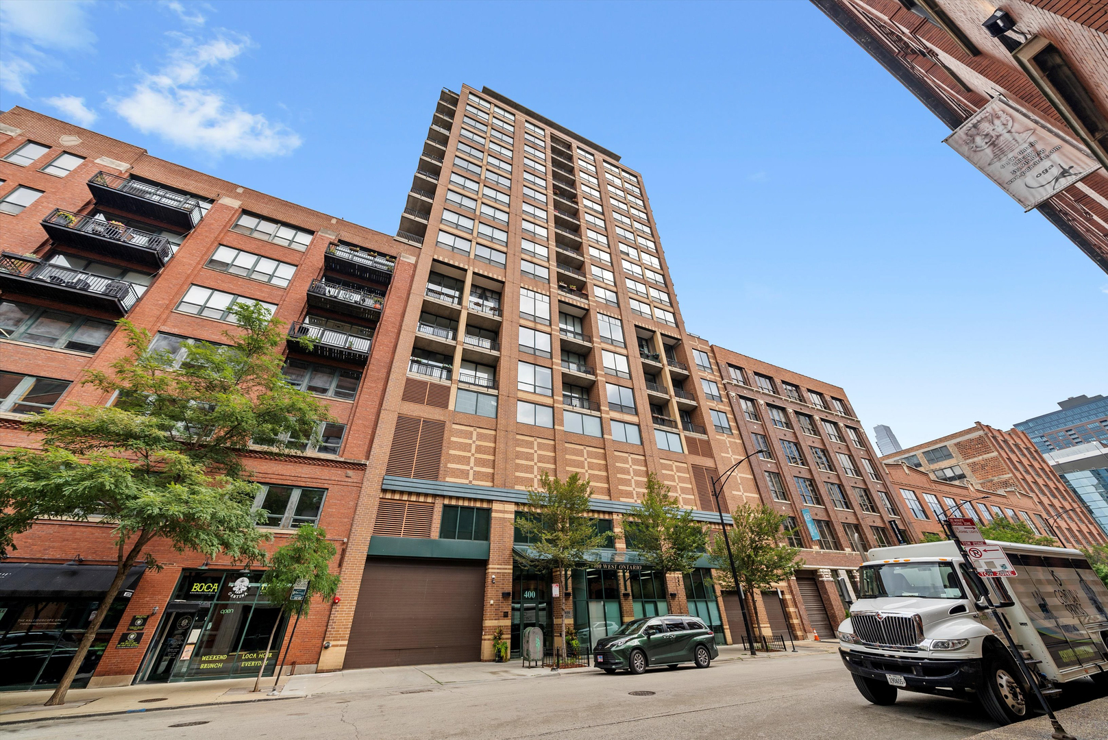 400 W Ontario Street Unit: 808