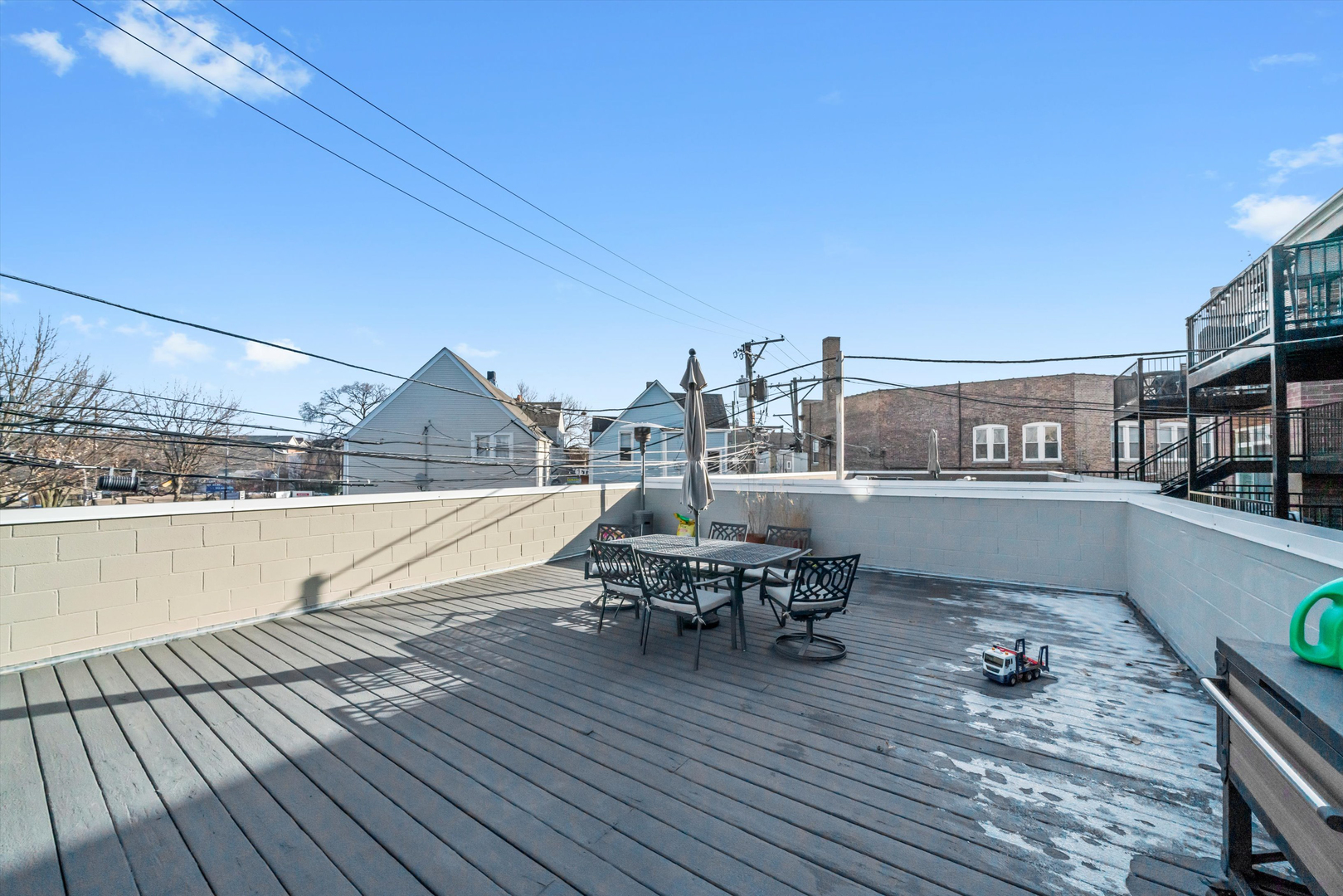 3215 N ELSTON Avenue Unit: 1N
