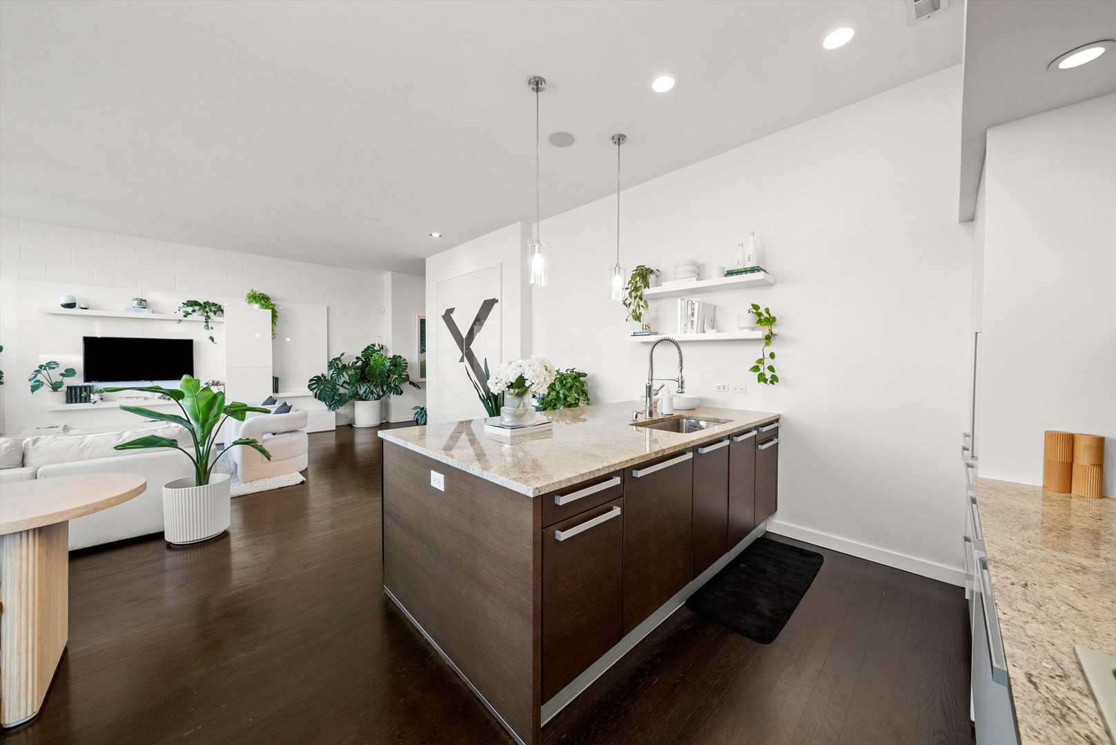 1750 N Clybourn Avenue Unit: 202