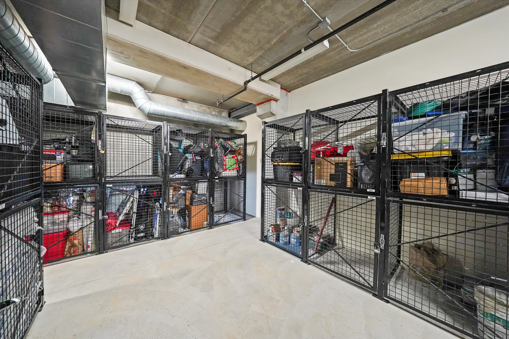 833 W 15th Place Unit: 711