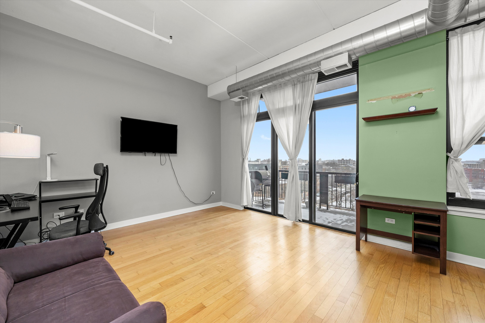 833 W 15th Place Unit: 711