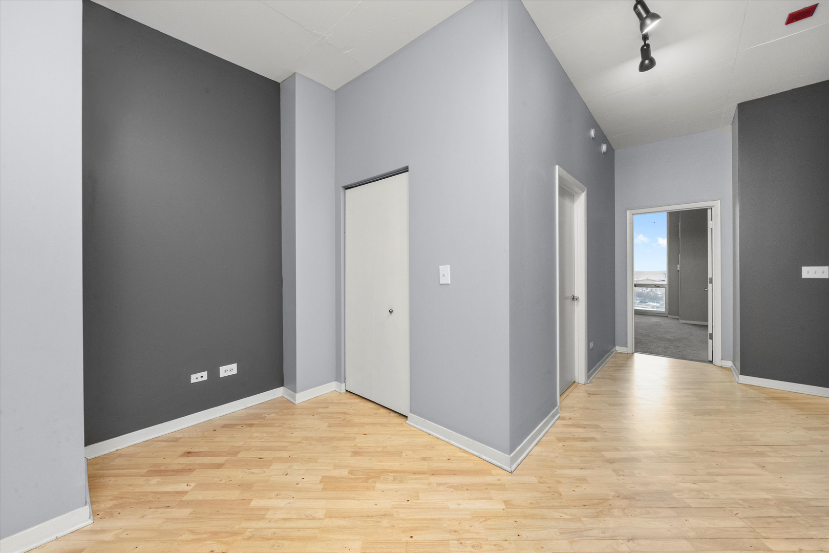 1600 S Indiana Avenue Unit: 1708