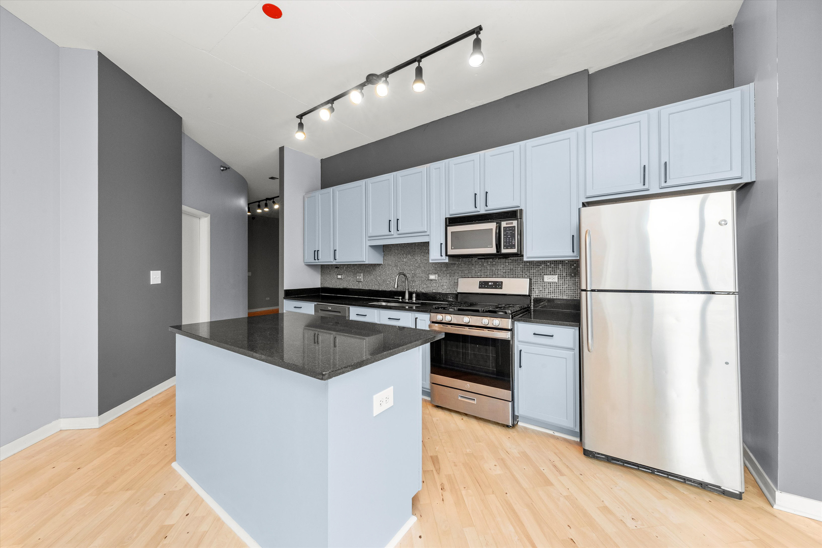 1600 S Indiana Avenue Unit: 1708